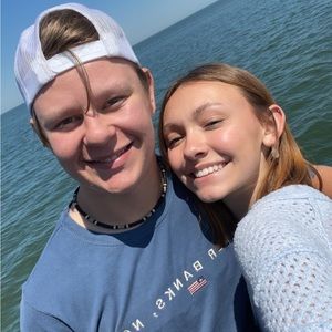 Meet your Posher, Julia